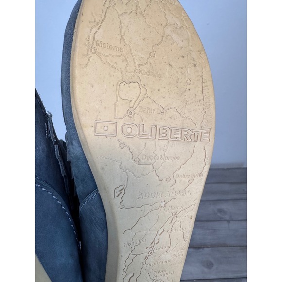 OLIBERTE Grey Suede Moccasin Boots Made in Africa Lace Up Ankle Boots Size 9 - Picture 9 of 9